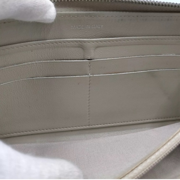 💝 Auth Chanel Long Wallet Gold Enamel in excellent condition 💝 - Picture 6 of 8